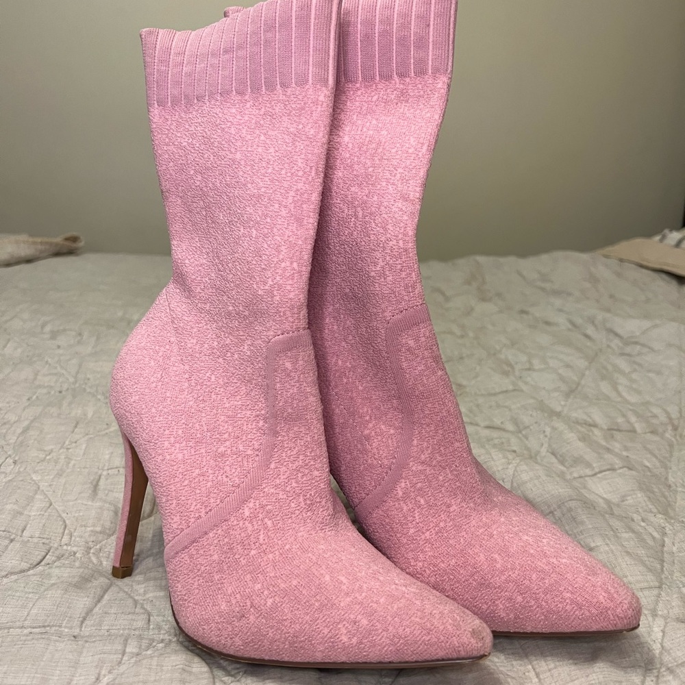 JustFab Pink Knit Heeled Stiletto Booties Size 7.5